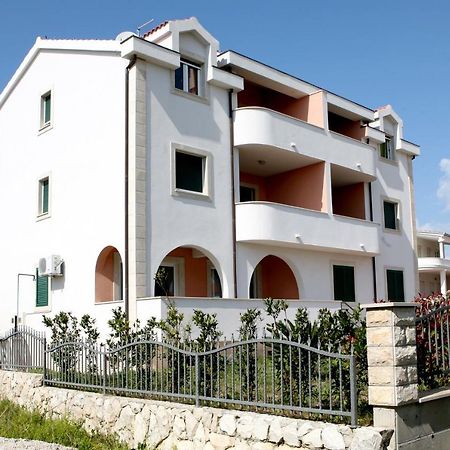 Apartmani Basic Rogoznica Rogoznica  Εξωτερικό φωτογραφία