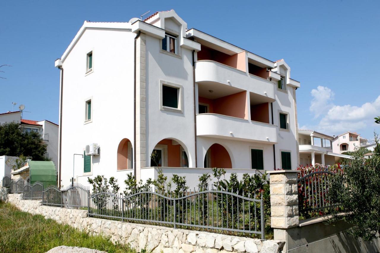 Apartmani Basic Rogoznica Rogoznica  Εξωτερικό φωτογραφία