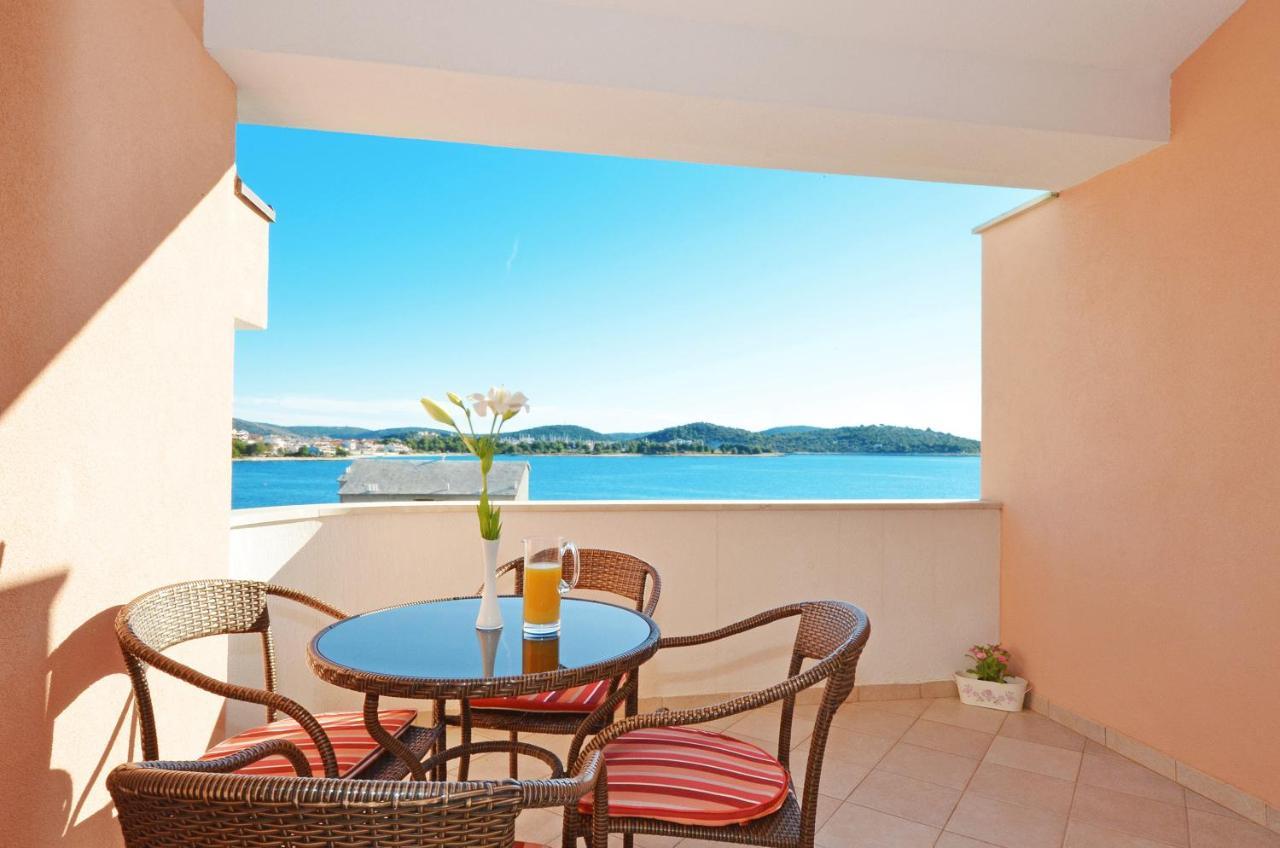 Apartmani Basic Rogoznica Rogoznica  Εξωτερικό φωτογραφία