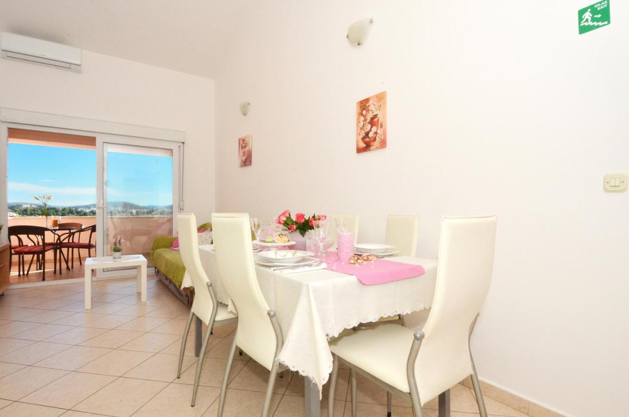 Apartmani Basic Rogoznica Rogoznica  Εξωτερικό φωτογραφία