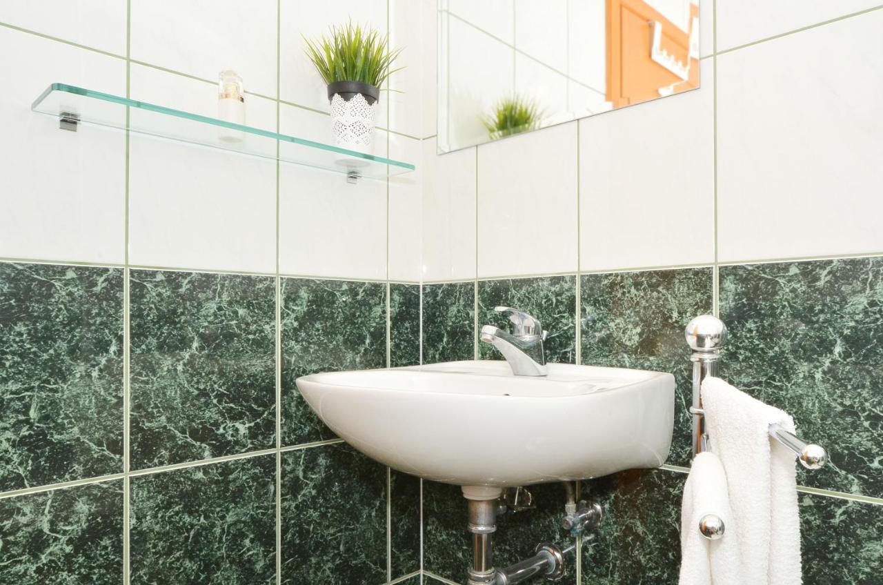Apartmani Basic Rogoznica Rogoznica  Εξωτερικό φωτογραφία