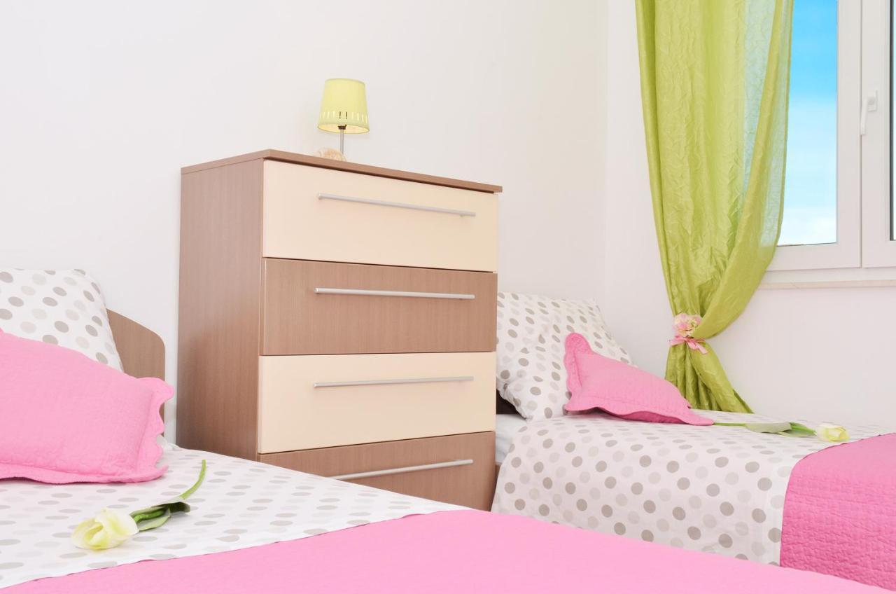 Apartmani Basic Rogoznica Rogoznica  Εξωτερικό φωτογραφία